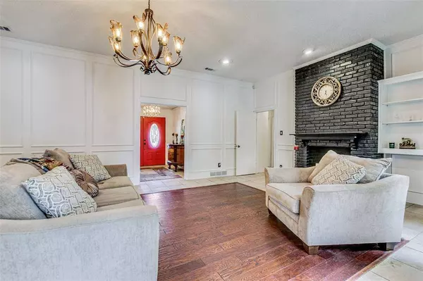 1405 Sun Valley Drive, Garland, TX 75043