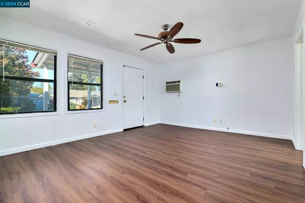 1360 San Carlos Ave, Concord, CA 94518