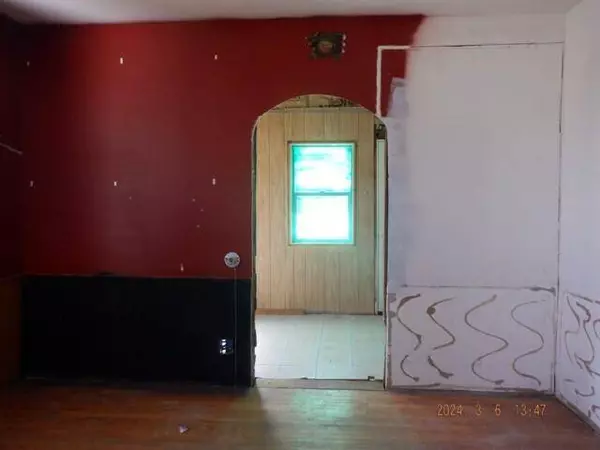 40320 M-40, Paw Paw, MI 49079