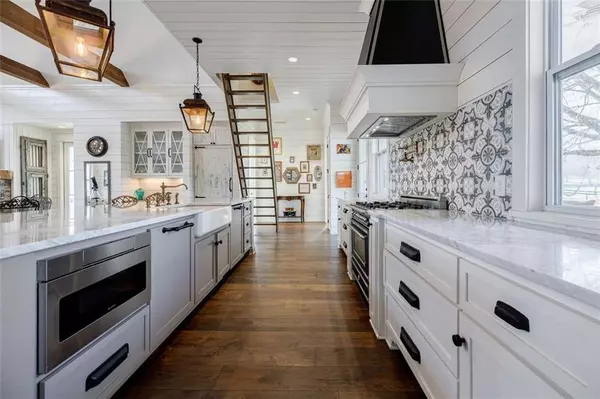 1661 OLD JONES RD, Alpharetta, GA 30004