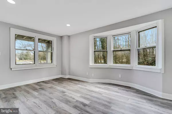 1264 HURFFVILLE RD, Woodbury, NJ 08096