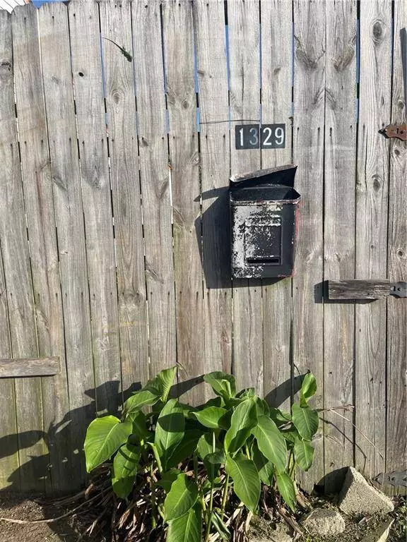 1329 EAGLE ST, New Orleans, LA 70118