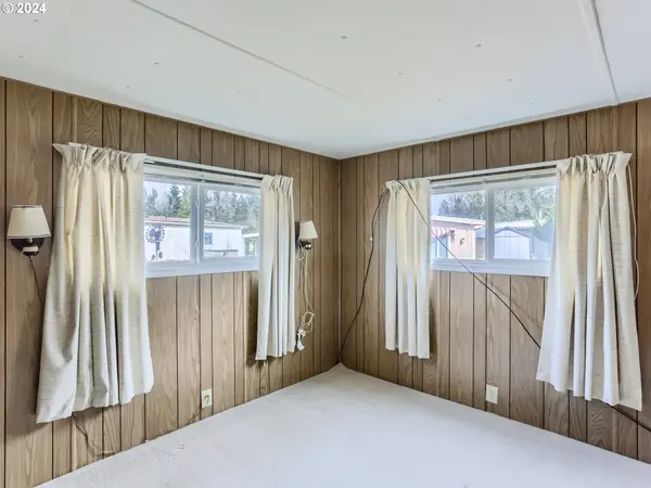 11626 SW ROYAL VILLA DR, Tigard, OR 97224