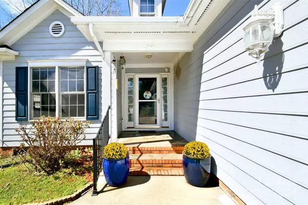 1543 Crowders Woods DR, Gastonia, NC 28052