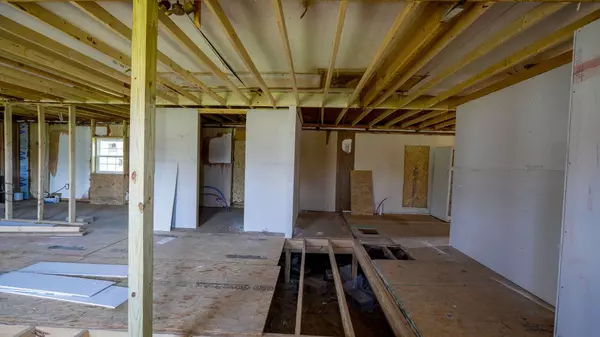 101 Oak St, Portland, TN 37148