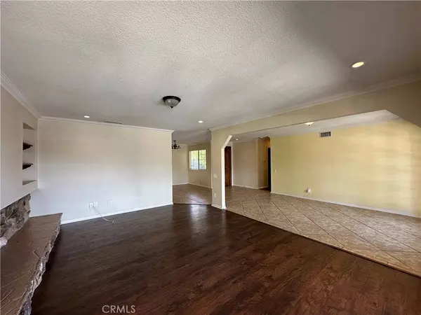 5837 Belbert CIR, Calabasas, CA 91302