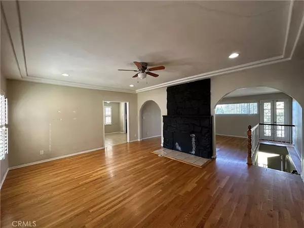 6041 S Mansfield AVE, Los Angeles, CA 90043