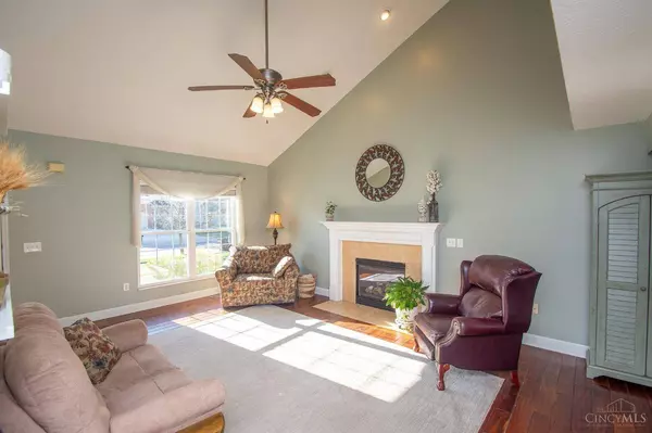 1164 E Glen Echo Ln, Miami Twp, OH 45140