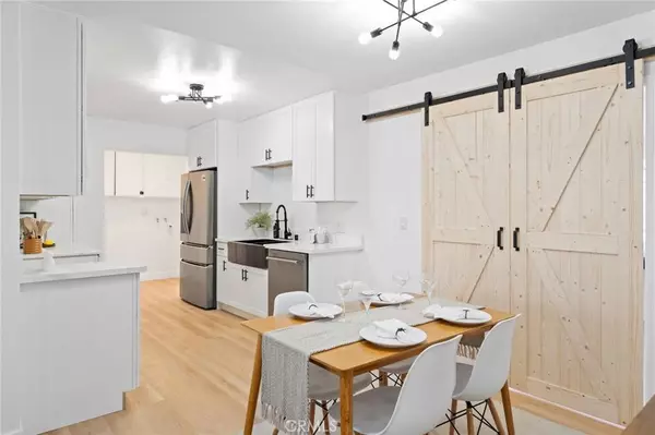 190 N Donneybrooke ST, Orange, CA 92868