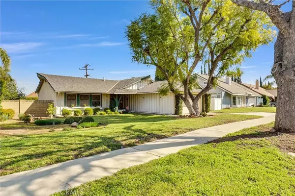 155 E Mission RD, Corona, CA 92879