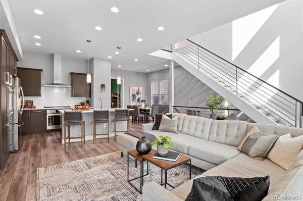 6704 Warren DR, Denver, CO 80221