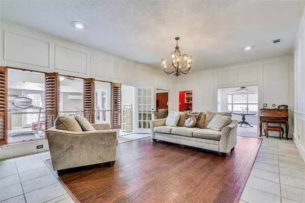 1405 Sun Valley Drive, Garland, TX 75043