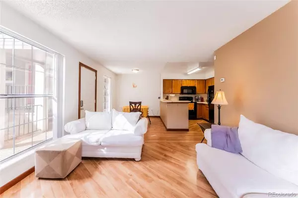 4450 S Pitkin ST #114, Aurora, CO 80015