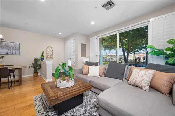 75 Via Vicini, Rancho Santa Margarita, CA 92688