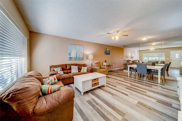 2220 SWEDISH DR #6, Clearwater, FL 33763