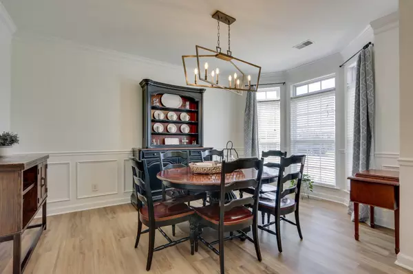 536 Piccadilly Dr, Murfreesboro, TN 37128