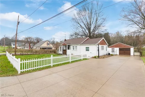 2065 Oakes Drive EXT, Akron, OH 44312