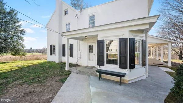 348 SUNNYSIDE RD, West Grove, PA 19390