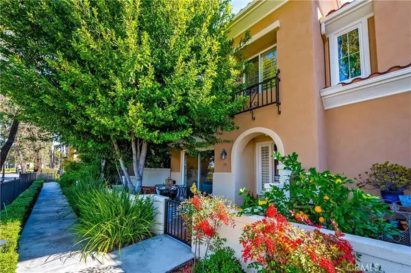 75 Via Vicini, Rancho Santa Margarita, CA 92688