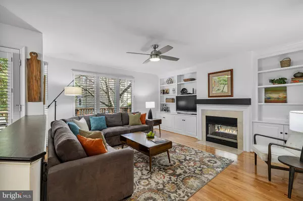 11207 PAVILION CLUB CT, Reston, VA 20194