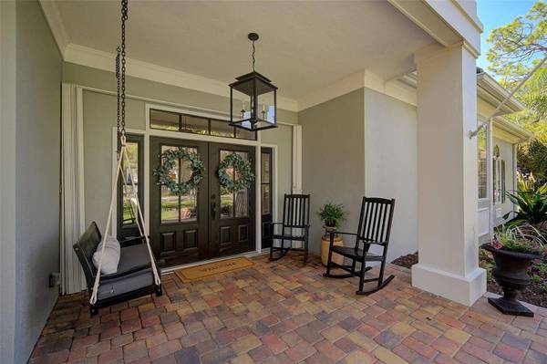 922 MACEWEN DR, Osprey, FL 34229