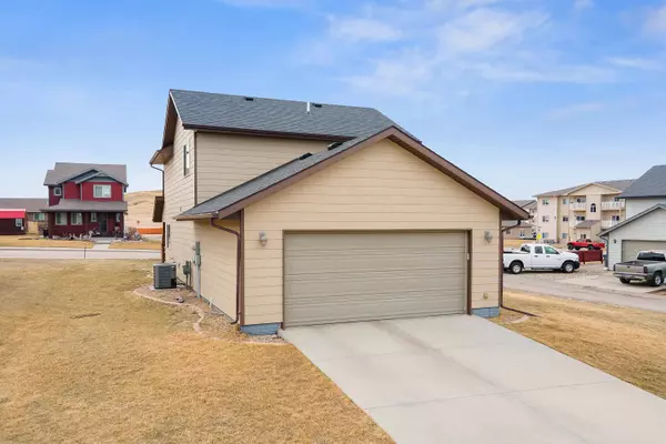 1260 Fairbanks Drive, Box Elder, SD 57719