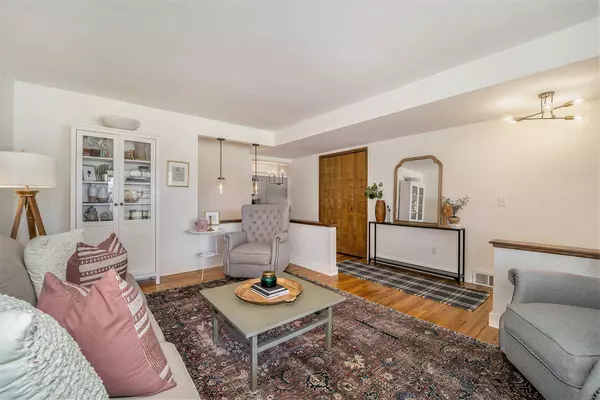 30860 Avondale Drive, Madison Heights, MI 48071