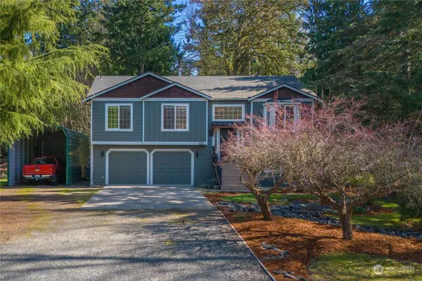 1317 205th AVE E, Lake Tapps, WA 98391