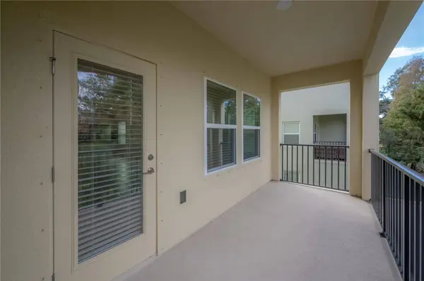 4555 TUSCAN LOON DR, Tampa, FL 33619