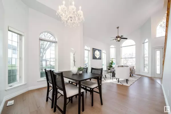 1103 HAYNES CL NW, Edmonton, AB T6R 2T6