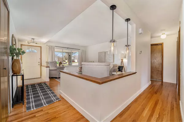 30860 Avondale Drive, Madison Heights, MI 48071