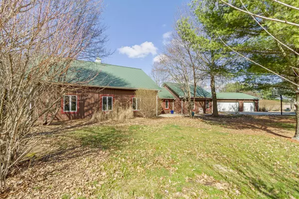 6220 W County Road 200 N, Frankfort, IN 46041