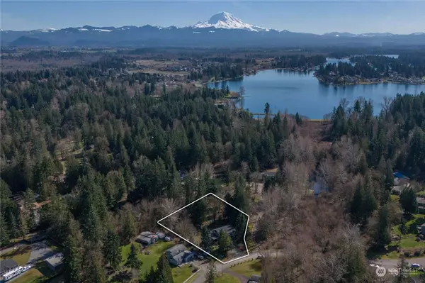 1317 205th AVE E, Lake Tapps, WA 98391