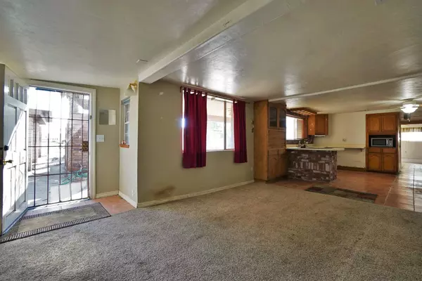 19611 Fair Oaks Avenue, Lemoore, CA 93245