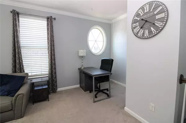 115 Arbor Trail Dr, Mc Kees Rocks, PA 15136