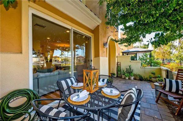 75 Via Vicini, Rancho Santa Margarita, CA 92688