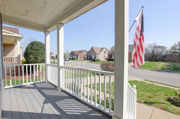 2202 Exeter Ln, Clarksville, TN 37043