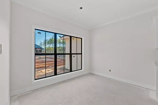 12 Old Roan TRL, Sumrall, MS 39482