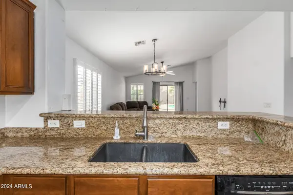 18465 W LUNDBERG Street, Surprise, AZ 85388