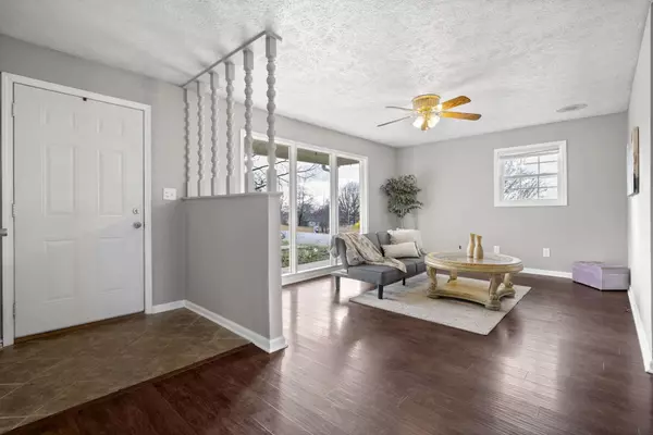 4272 Greenville Rd, Hopkinsville, KY 42240