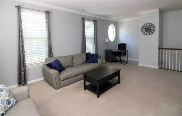 115 Arbor Trail Dr, Mc Kees Rocks, PA 15136