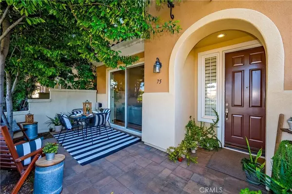 75 Via Vicini, Rancho Santa Margarita, CA 92688