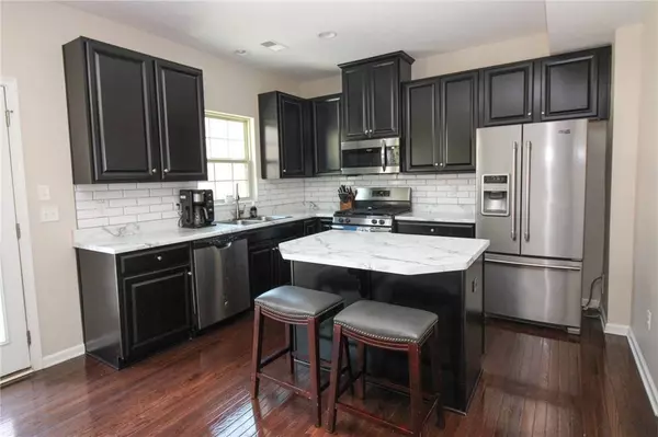 115 Arbor Trail Dr, Mc Kees Rocks, PA 15136