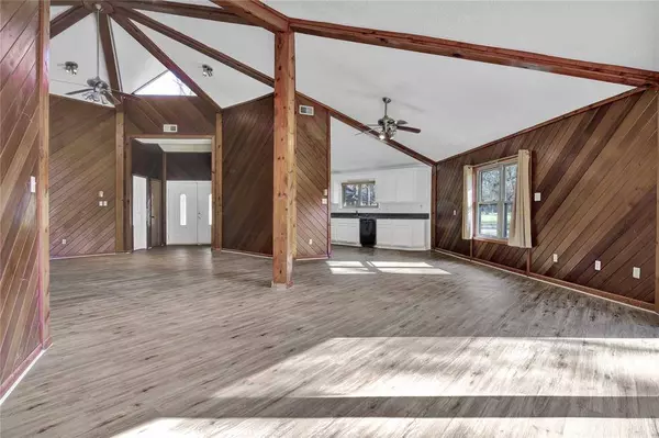 22340 Augusta CT, Huntsville, TX 77340