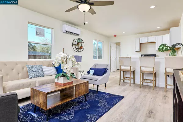 160 Sunrise Dr, Brentwood, CA 94513