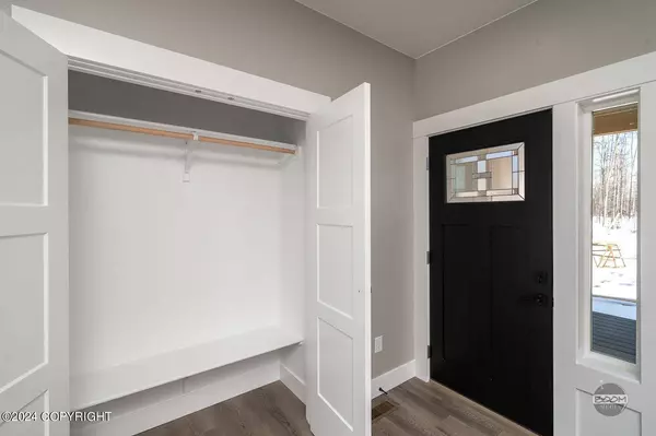 15163 W Fireweed DR, Big Lake, AK 99652