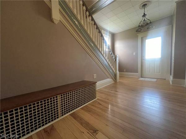 805 Delia AVE, Martins Ferry, OH 43935