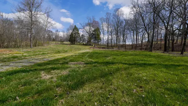 960 Keytown Rd, Portland, TN 37148