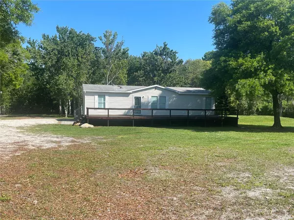 30547 EASTPORT DR, Zephyrhills, FL 33545