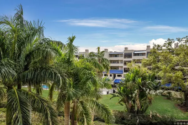 825 S OSPREY AVE #303, Sarasota, FL 34236